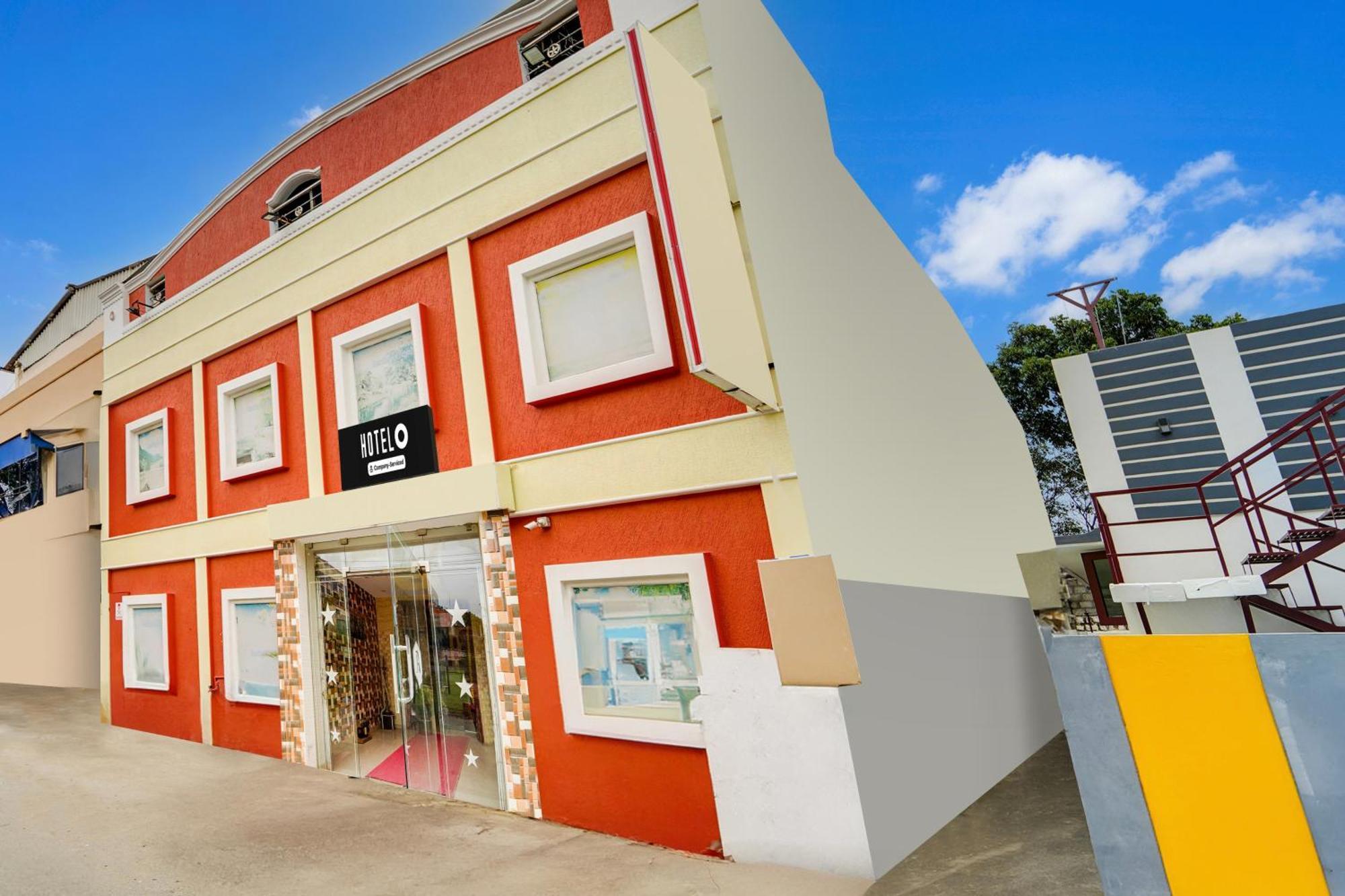Super Hotel O Airport Road Коимбаторе Екстериор снимка