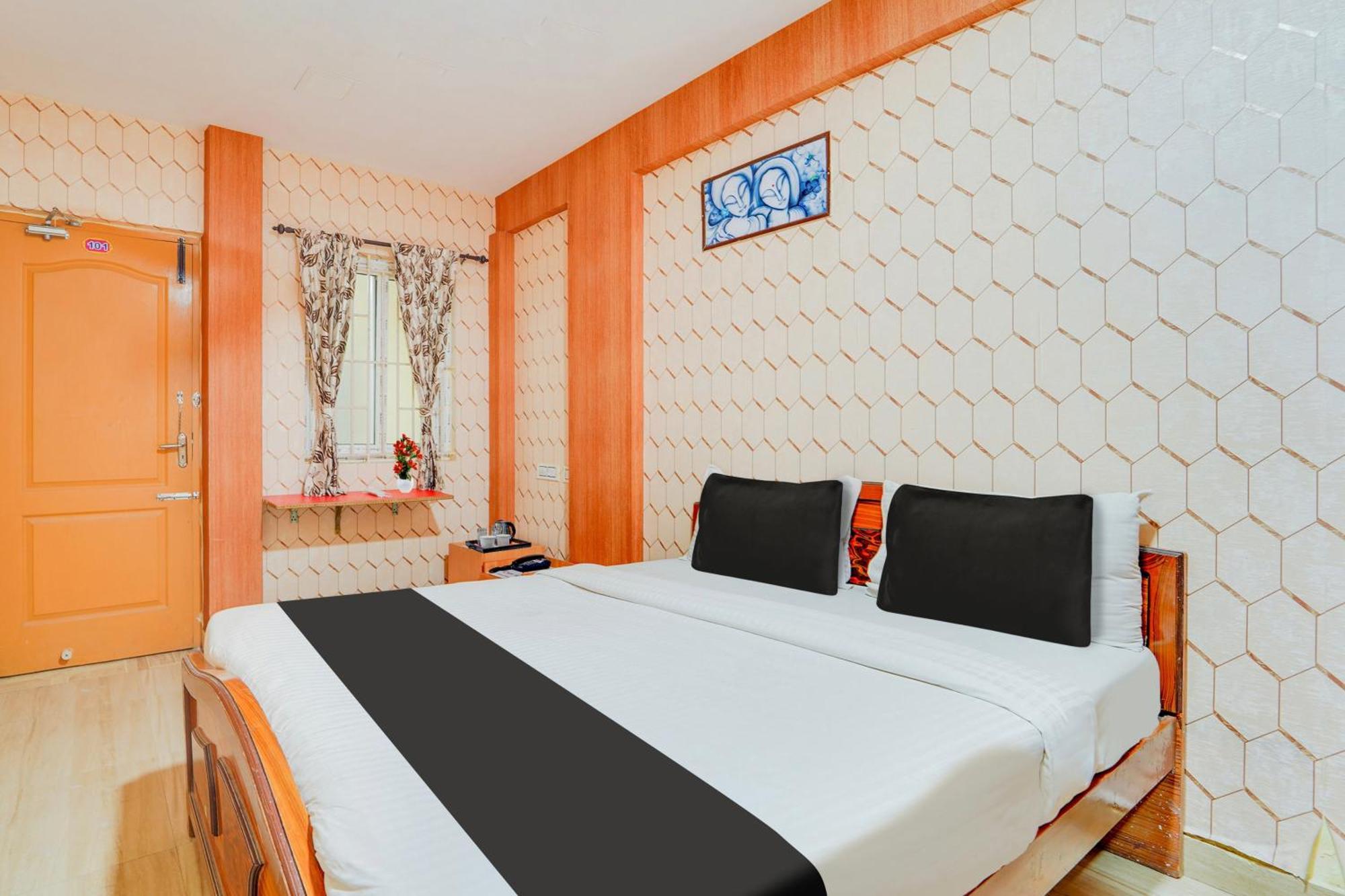 Super Hotel O Airport Road Коимбаторе Екстериор снимка
