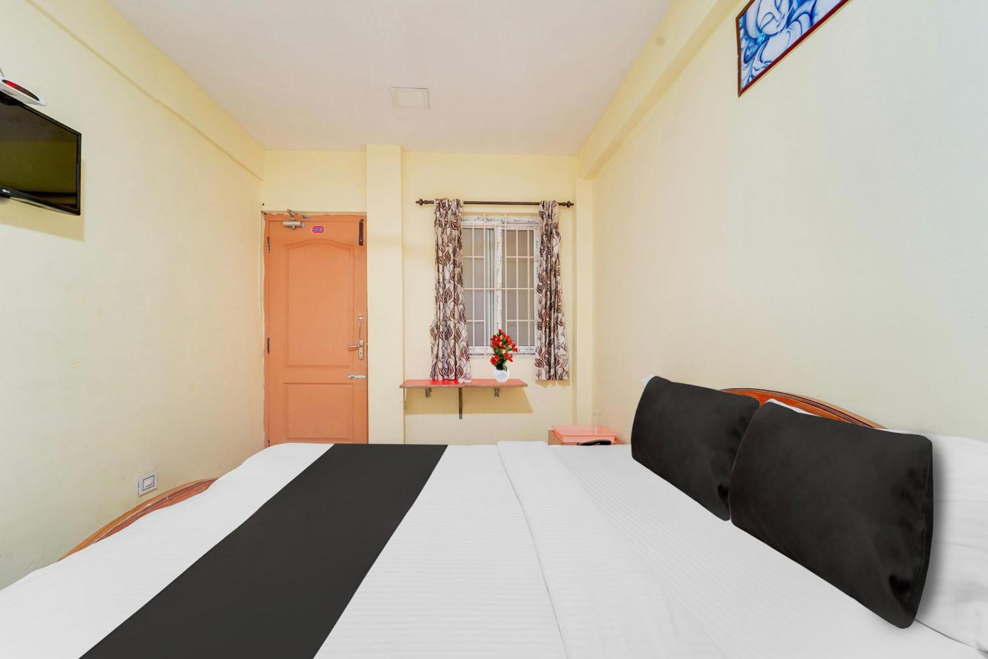 Super Hotel O Airport Road Коимбаторе Екстериор снимка